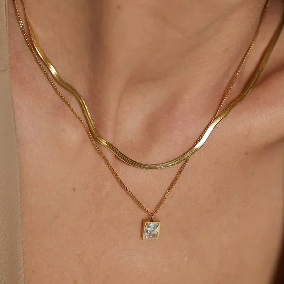 NEW 18K Gold Plated Flat Herringbone Double Layer Necklace - Picture 1 of 5